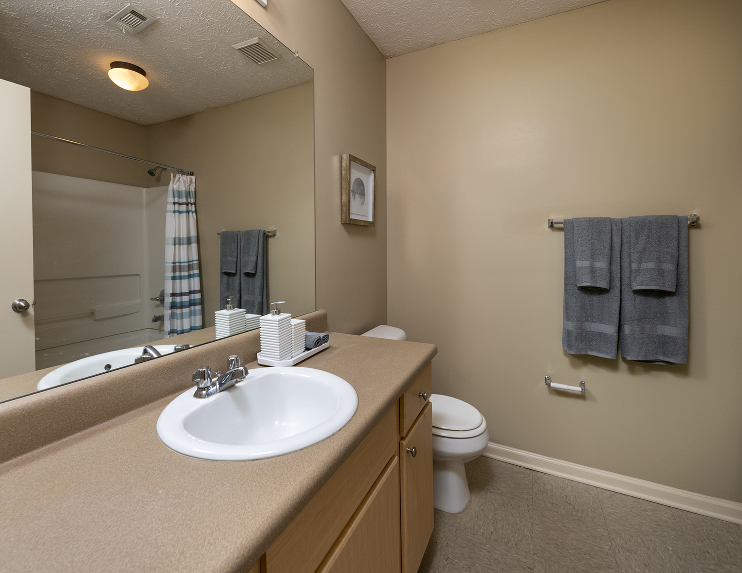 Covington Park & Southbrook Gardens The Multifamily Advisory Group at